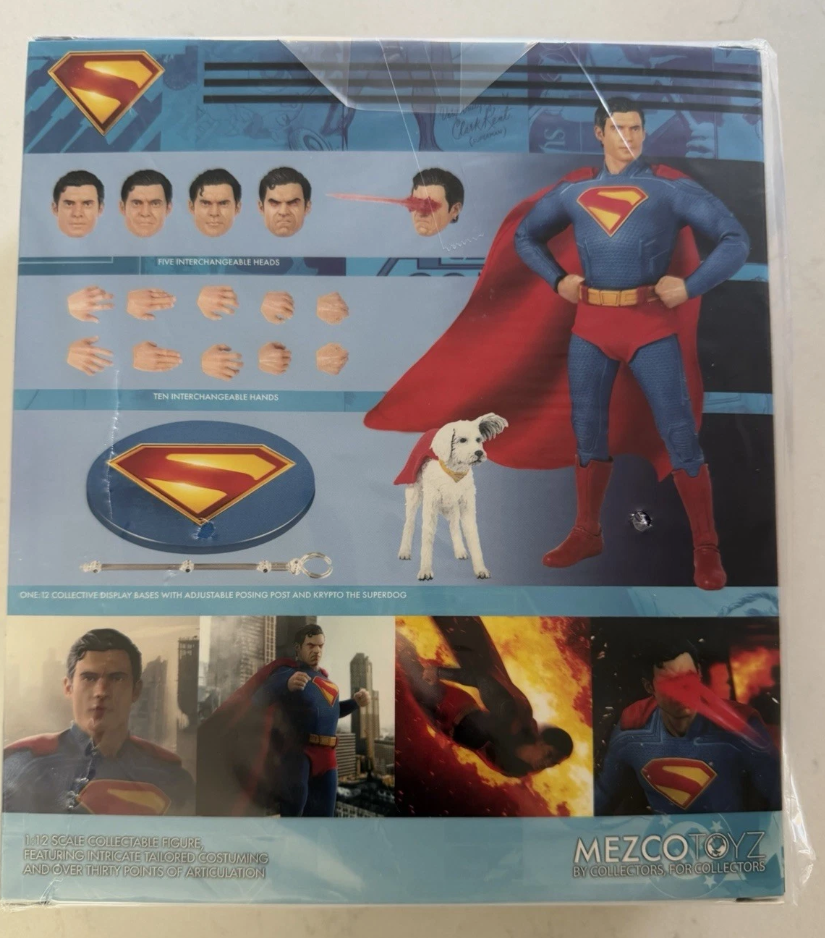 Superman 2025 DC Mezco One:12 ⭐3